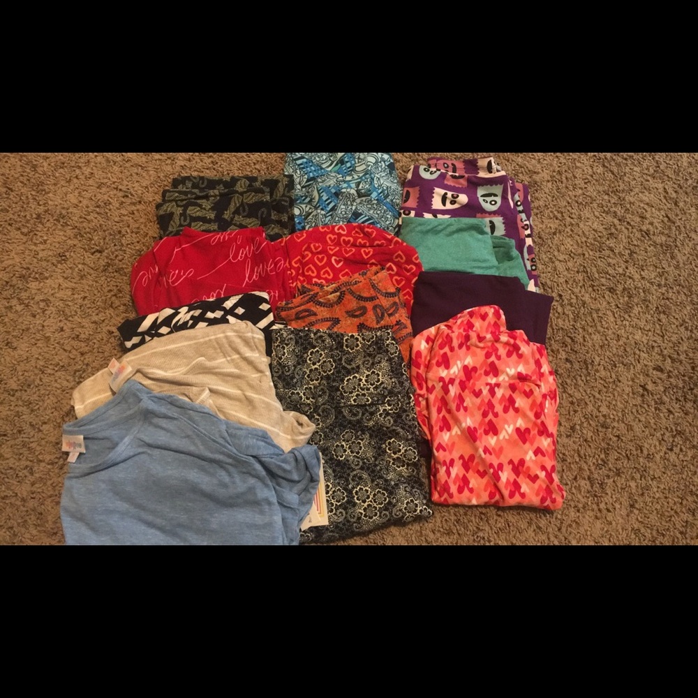 LulaRoe, 1 burgundy Irma xxs